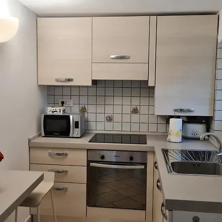 Beautiful Loft-località Le Grazie- Comune
