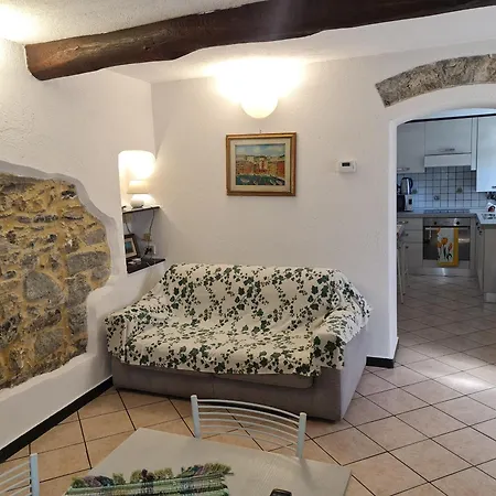 Beautiful Loft-localita Le Grazie- Comune